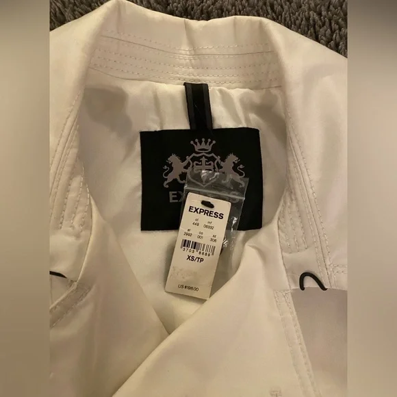 EXPRESS Women’s Trench Coat - Picture 13 of 16